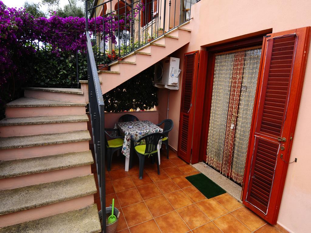 B&B Simon&Simon San Teodoro  Exterior foto